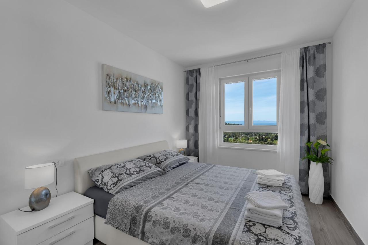 Apartment Navis, Sea View Makarska Exterior photo